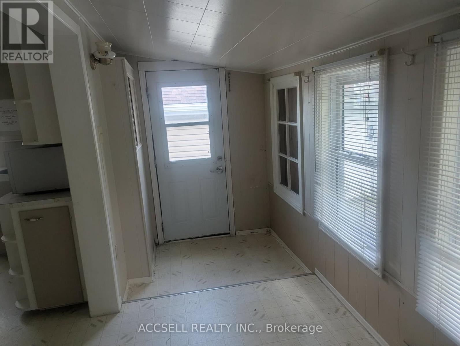 35 Lennox Street, Ottawa, Ontario  K0A 2Z0 - Photo 18 - X13463486