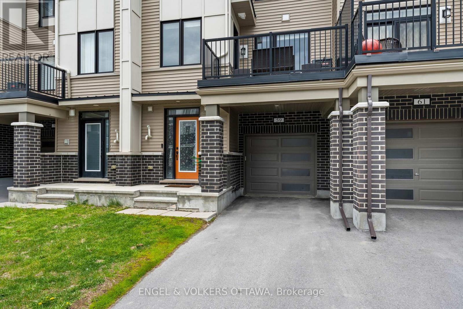 59 Ursid Mews, Ottawa, Ontario  K2J 6T3 - Photo 2 - X13463564