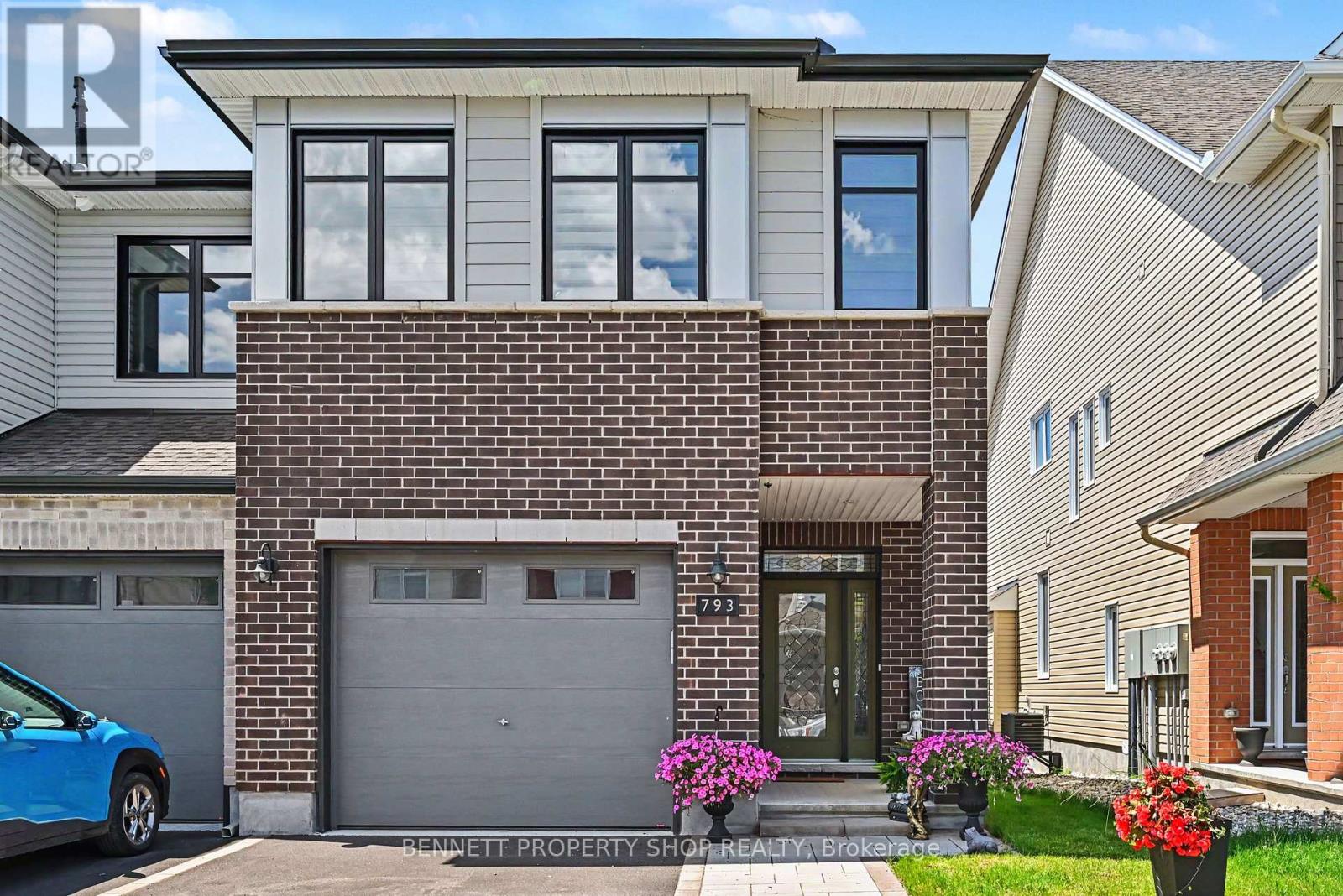 793 Antonio Farley Street, Ottawa, Ontario  K4A 5K1 - Photo 1 - X13463582