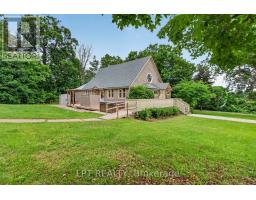 26 CHARBONNEAU STREET, McNab/Braeside, Ontario