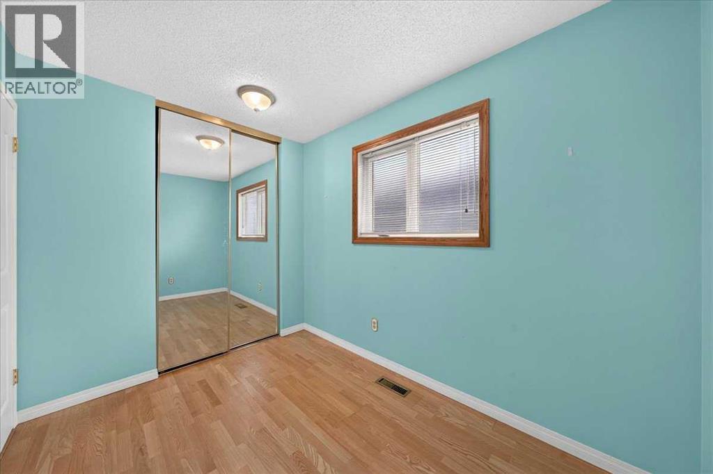 136 Hunterhorn Drive, Calgary, Alberta  T2K 6H3 - Photo 13 - A2322435