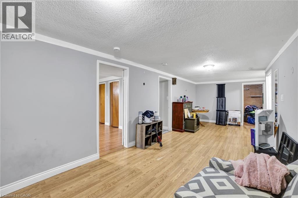 13 Mcdonald Court, Waterdown, Ontario  L9H 7G1 - Photo 17 - 40821365