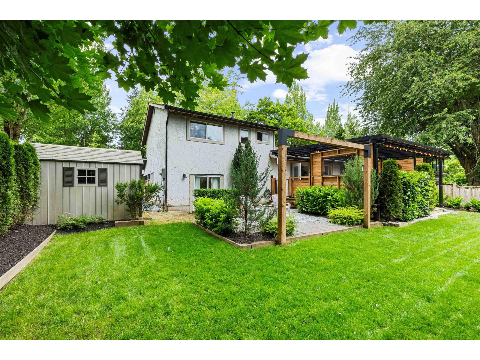6228 172 Street, Surrey, British Columbia  V3S 5W2 - Photo 4 - R3137299