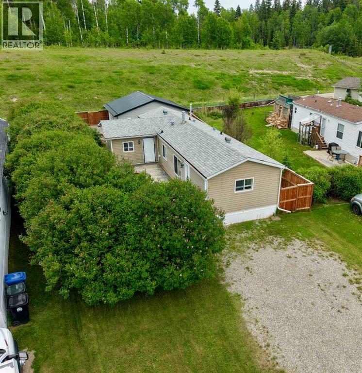 517 5 Street NW, Sundre, Alberta  T0M 1X0 - Photo 1 - A2321399
