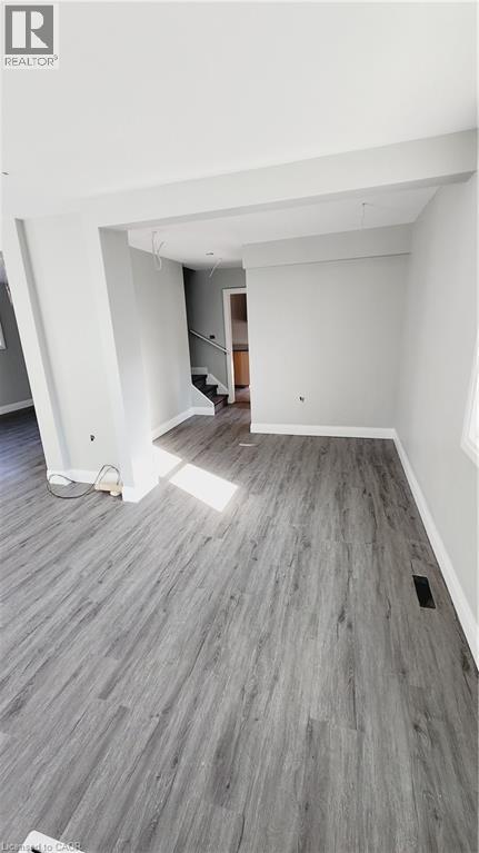 131 Bell Avenue Unit# 1, Hamilton, Ontario  L8K 3E5 - Photo 13 - 40840366
