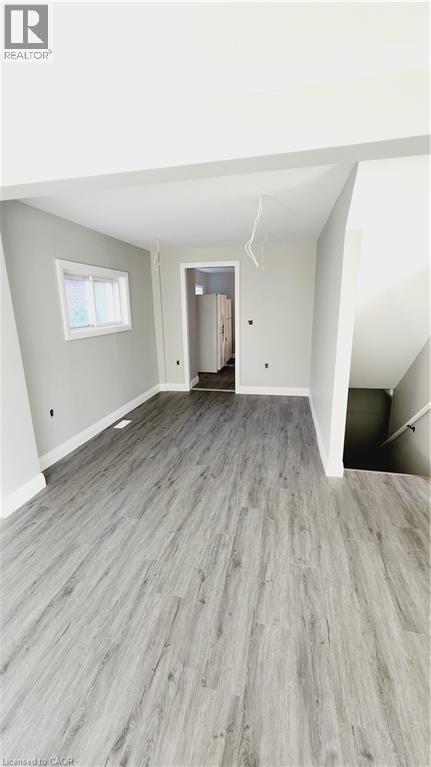 131 Bell Avenue Unit# 1, Hamilton, Ontario  L8K 3E5 - Photo 14 - 40840366