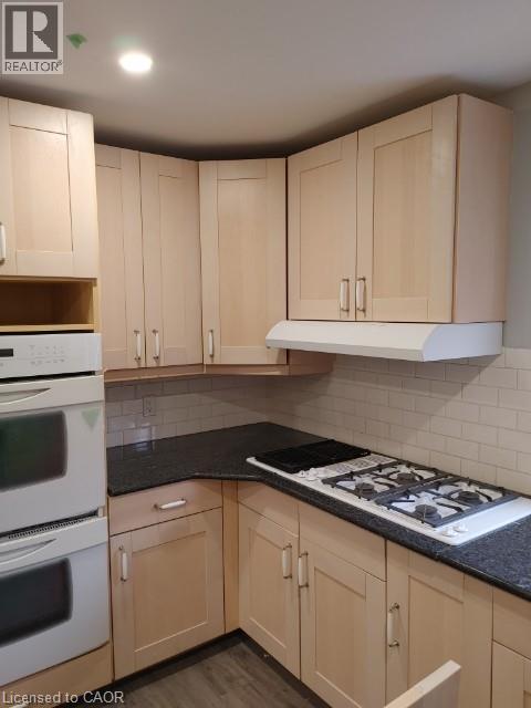 131 Bell Avenue Unit# 1, Hamilton, Ontario  L8K 3E5 - Photo 2 - 40840366