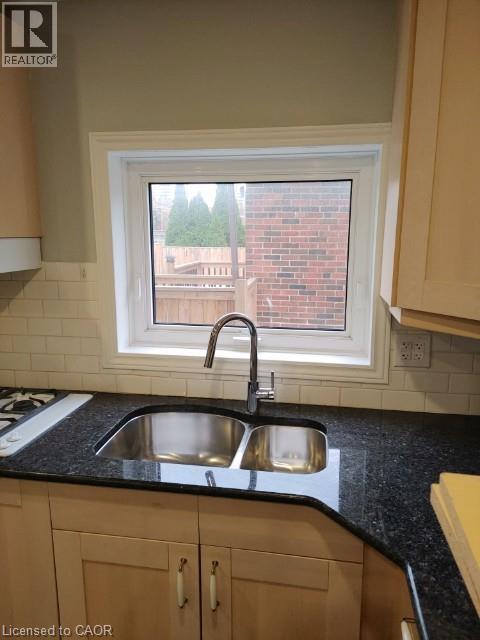 131 Bell Avenue Unit# 1, Hamilton, Ontario  L8K 3E5 - Photo 3 - 40840366