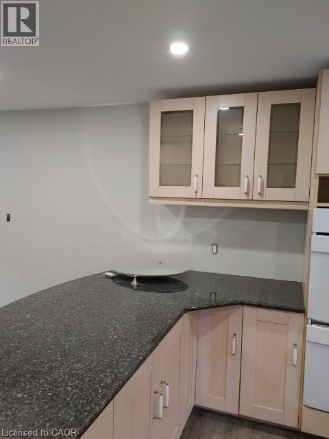 131 Bell Avenue Unit# 1, Hamilton, Ontario  L8K 3E5 - Photo 4 - 40840366
