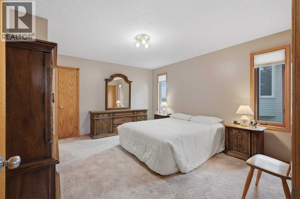 32 Dawson Street, Red Deer, Alberta  T4R 1V9 - Photo 17 - A2322136