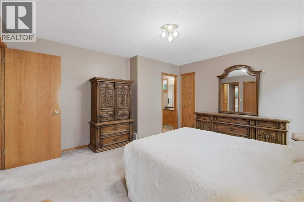 32 Dawson Street, Red Deer, Alberta  T4R 1V9 - Photo 18 - A2322136
