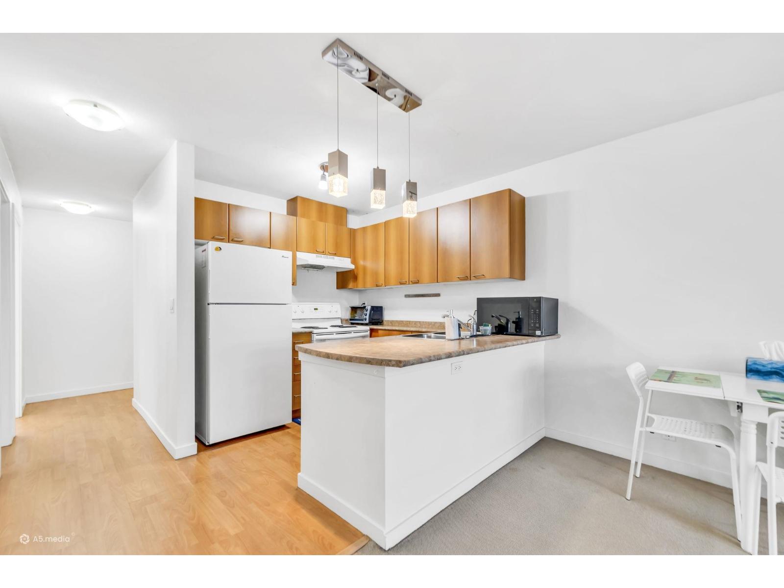 508 12083 92a Avenue, Surrey, British Columbia  V3V 8C8 - Photo 8 - R3137190