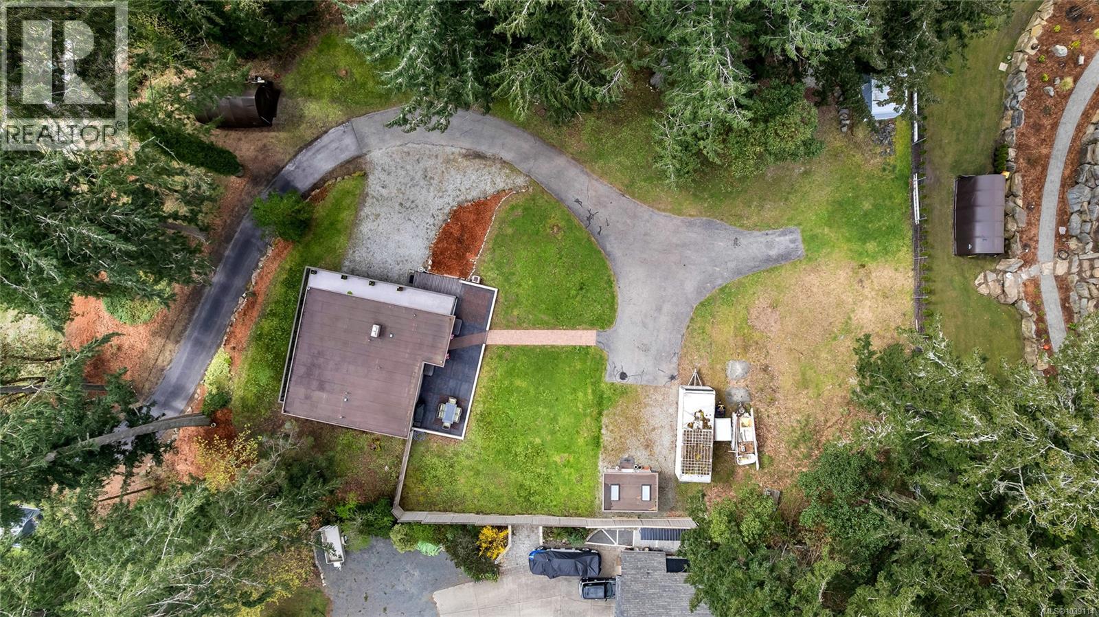 1084 Tatlow Rd, North Saanich, British Columbia  V8L 5P3 - Photo 10 - 1039114