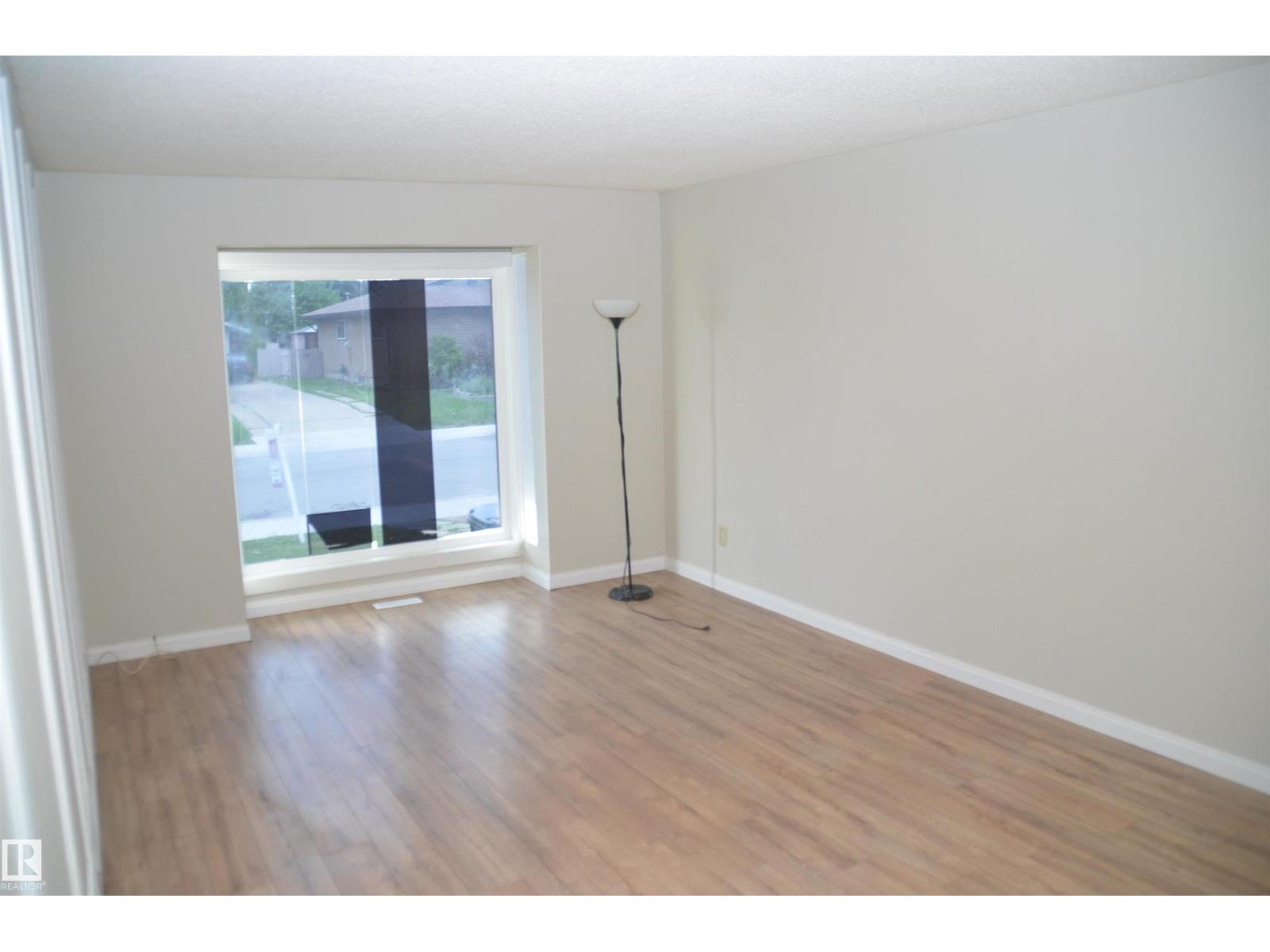 Unknown Address, ,    - Photo 10 - E4494431