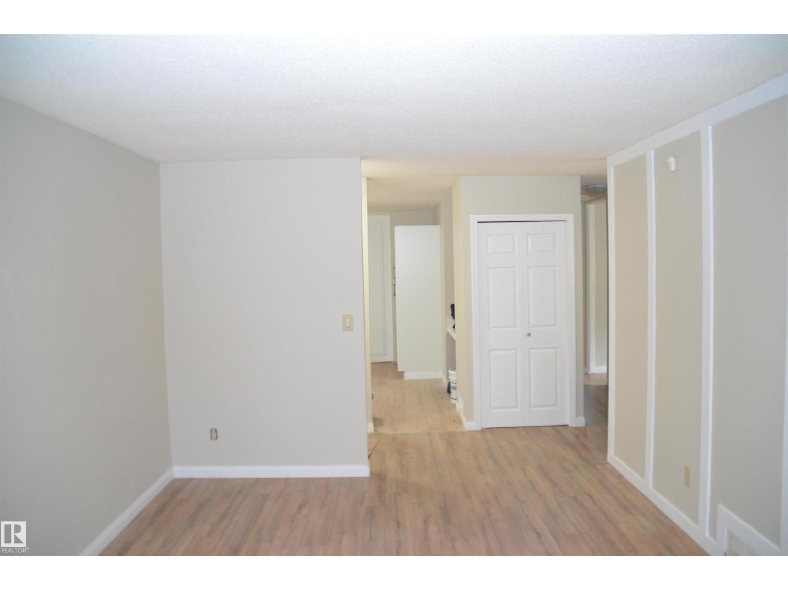 Unknown Address, ,    - Photo 11 - E4494431