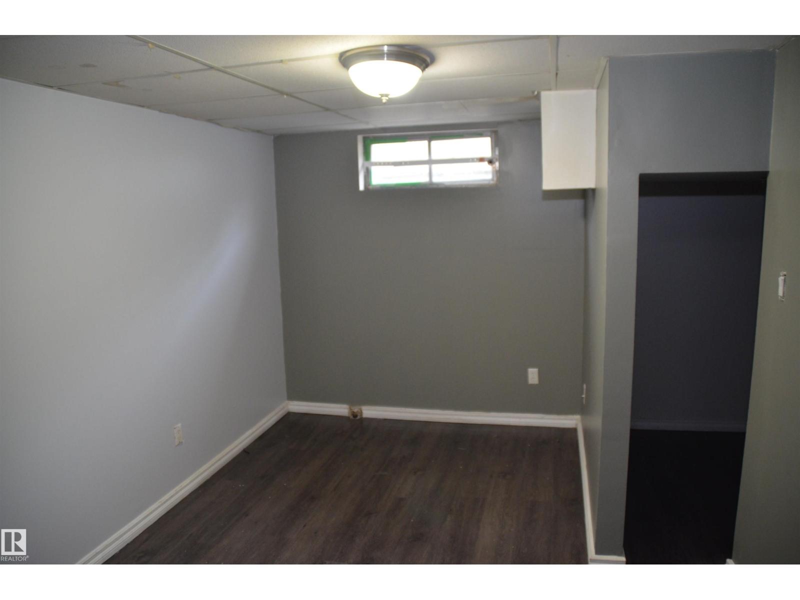 Unknown Address, ,    - Photo 23 - E4494431