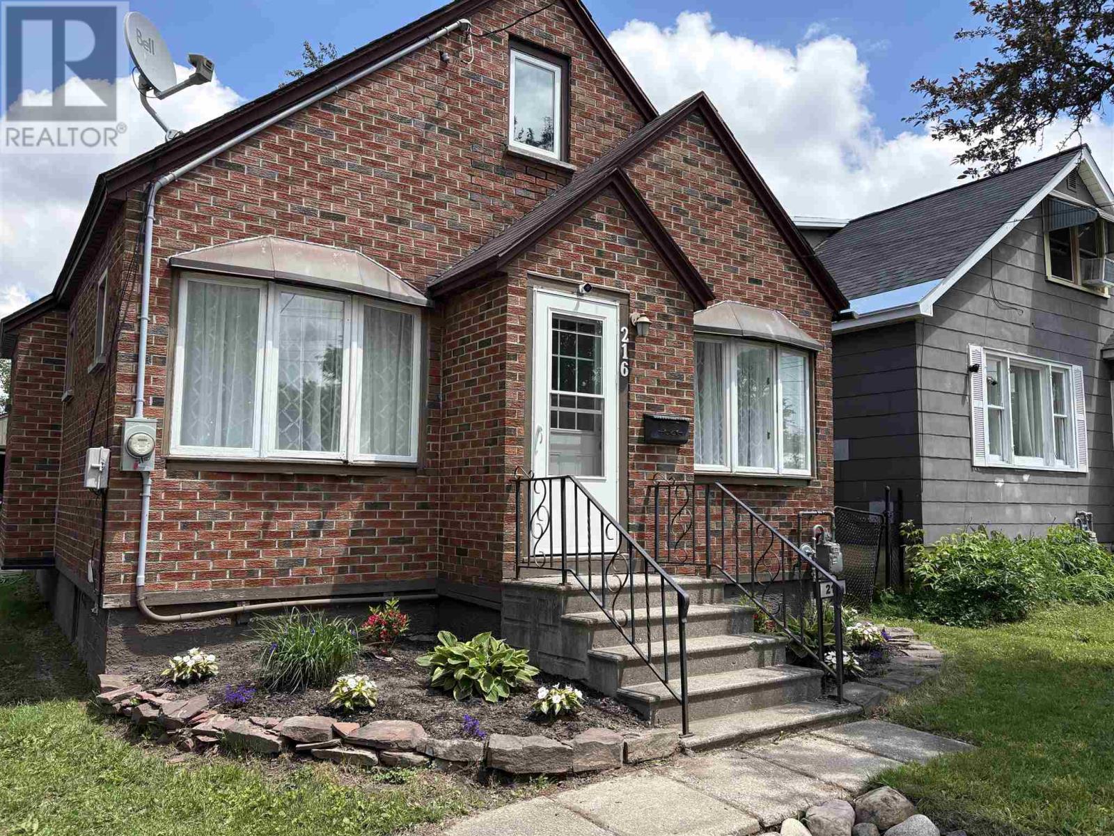 216 Wellington ST, Sault Ste. Marie, Ontario