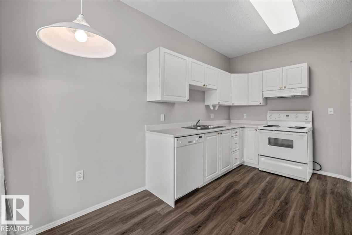 #306 10809 Saskatchewan Dr NW, Edmonton, Alberta  T6E 4S5 - Photo 18 - E4494436