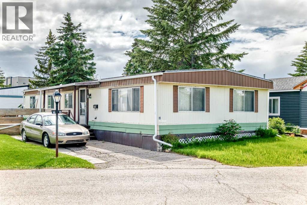 15, 3223 83 Street Nw, Calgary, Alberta  T3B 6J4 - Photo 1 - A2321939