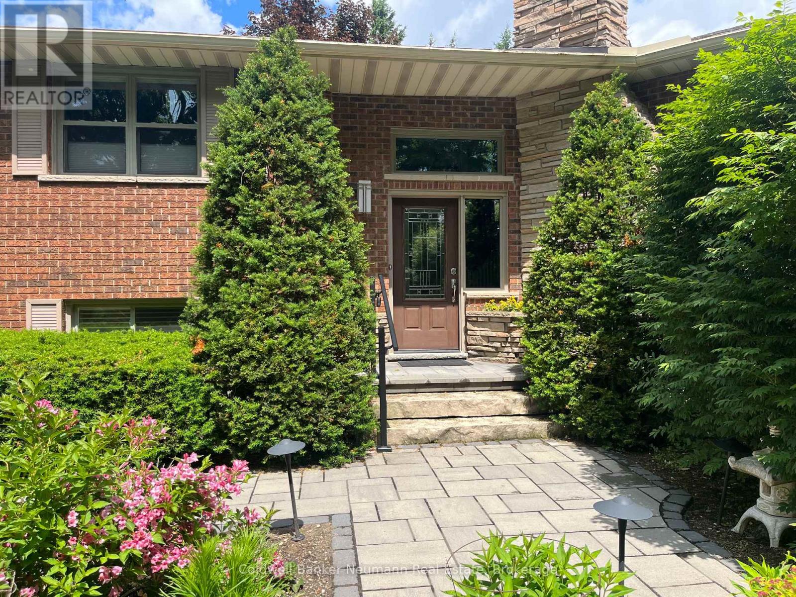 7690 Mill Road, Guelph/eramosa, Ontario  N1H 6J1 - Photo 2 - X13077116
