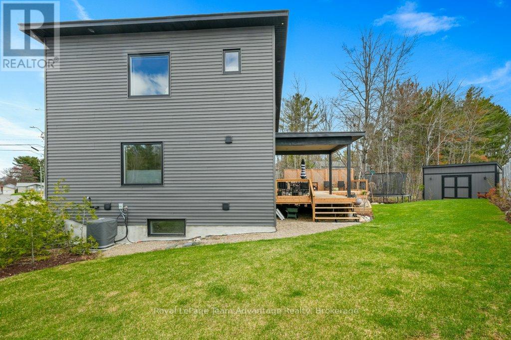55 Dennis Drive, Parry Sound, Ontario  P2A 2H9 - Photo 45 - X13085982