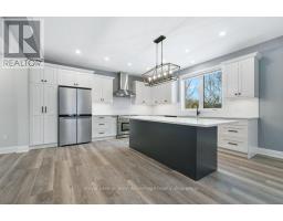 18 AVERY COURT, Parry Sound, Ontario
