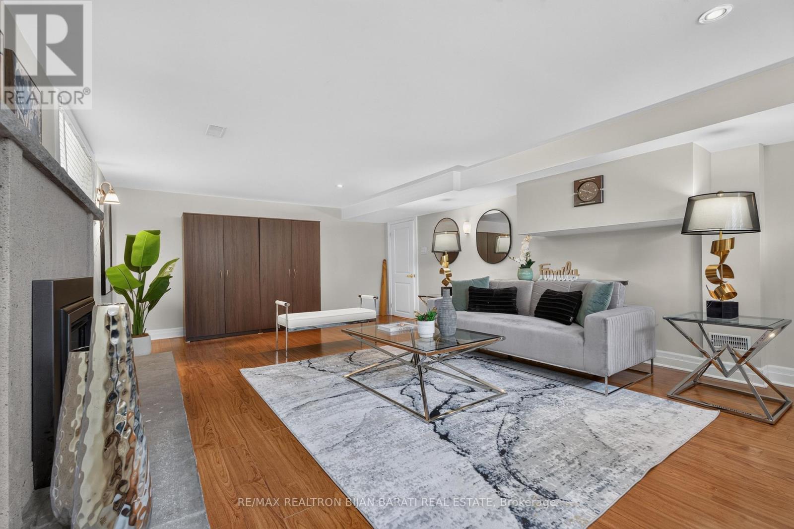 15 Revcoe Drive, Toronto, Ontario  M2M 2B9 - Photo 40 - C13463426