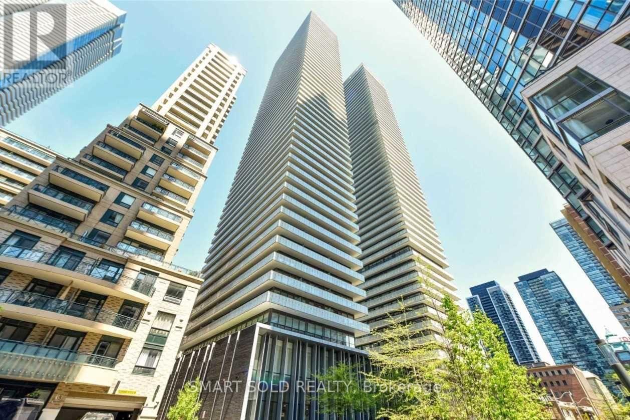 1907 - 42 CHARLES STREET E, Toronto, Ontario