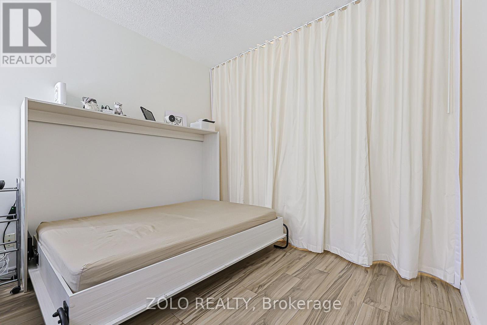 804 - 555 Yonge Street, Toronto, Ontario  M4Y 3A6 - Photo 13 - C13463492