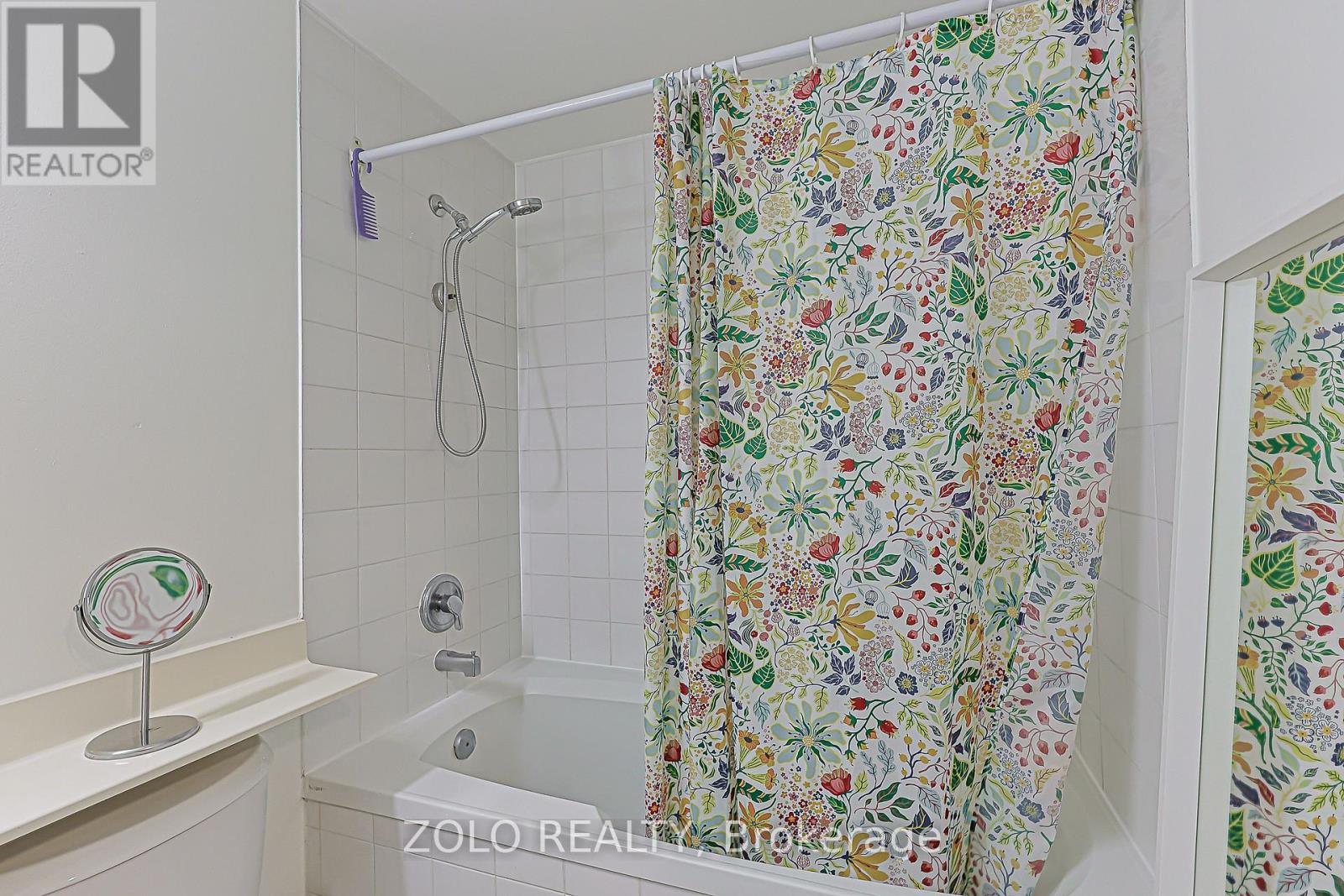 804 - 555 Yonge Street, Toronto, Ontario  M4Y 3A6 - Photo 17 - C13463492