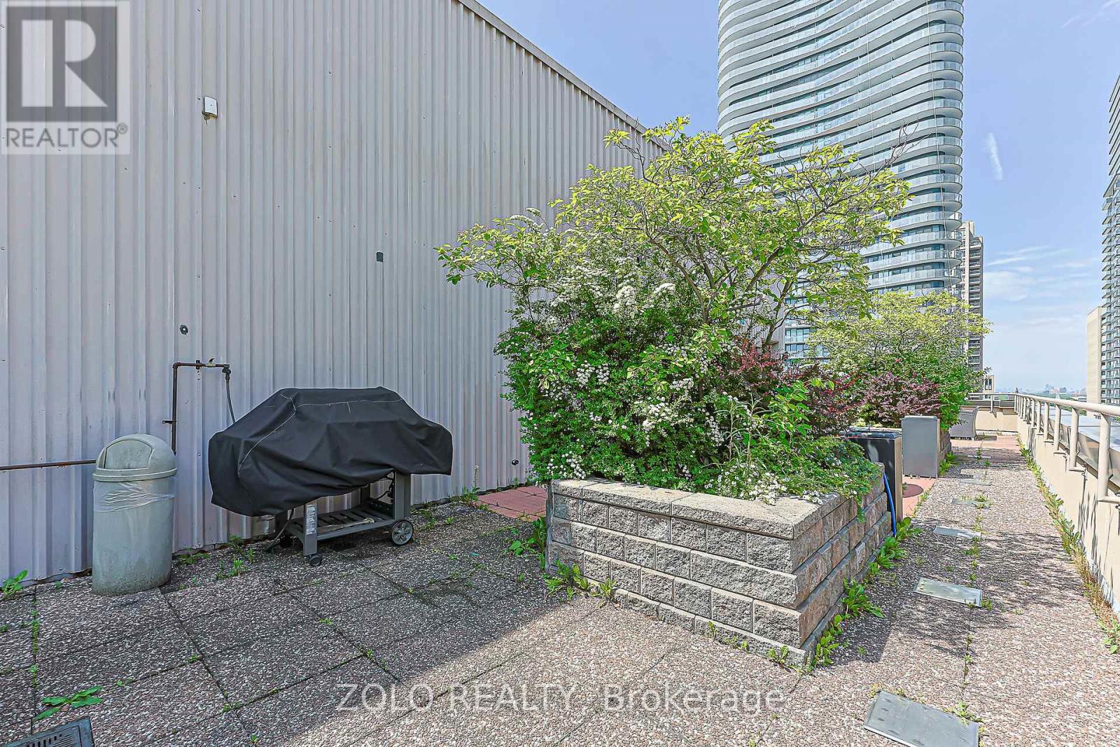 804 - 555 Yonge Street, Toronto, Ontario  M4Y 3A6 - Photo 25 - C13463492