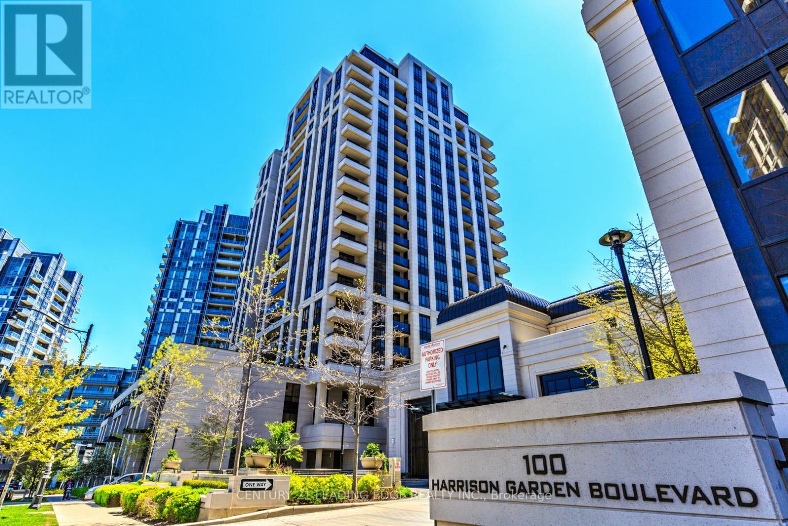 221 - 100 HARRISON GARDEN BOULEVARD, Toronto, Ontario