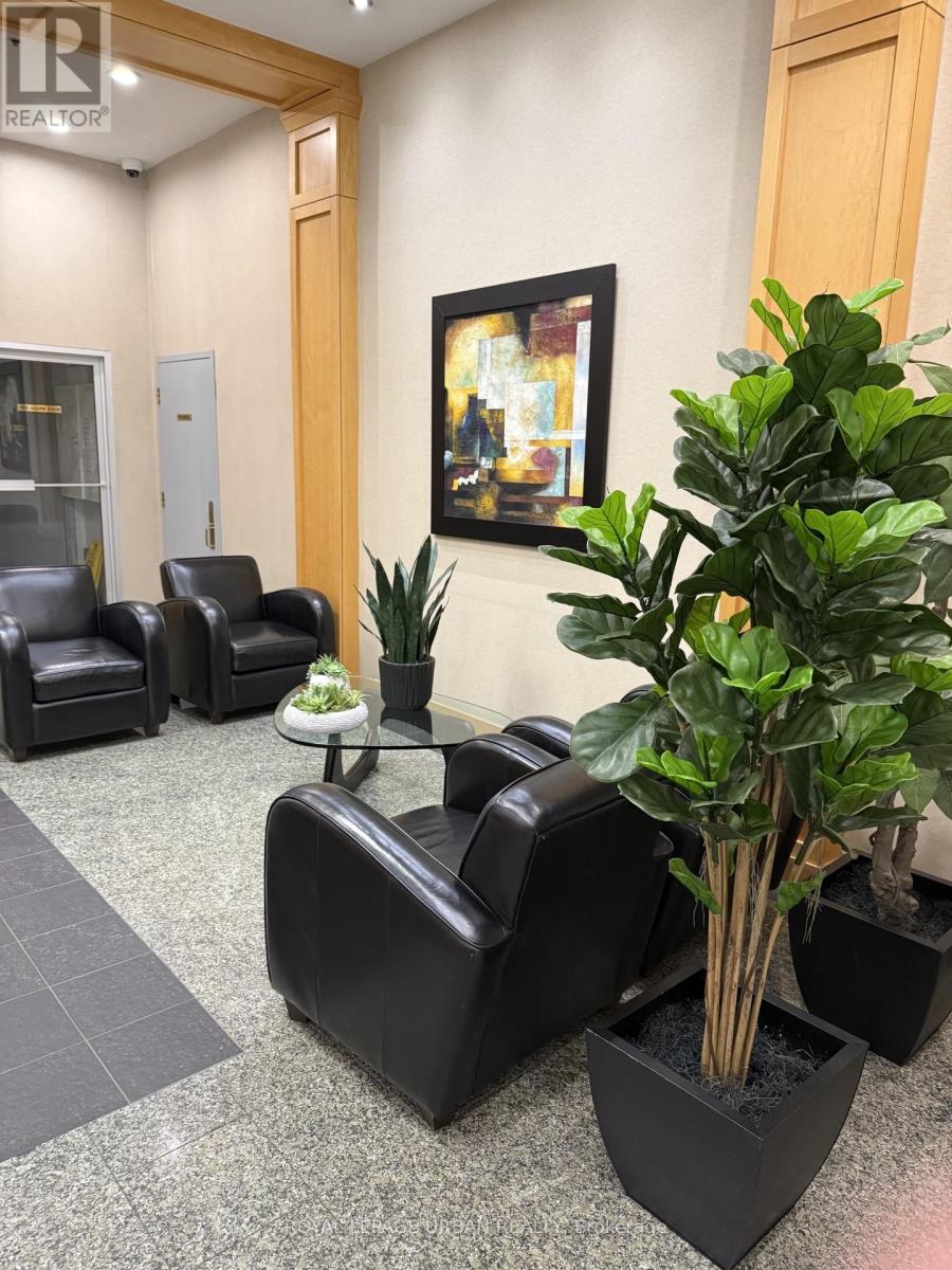 506 - 43 Eglinton Avenue E, Toronto, Ontario  M4P 1A2 - Photo 4 - C13463516