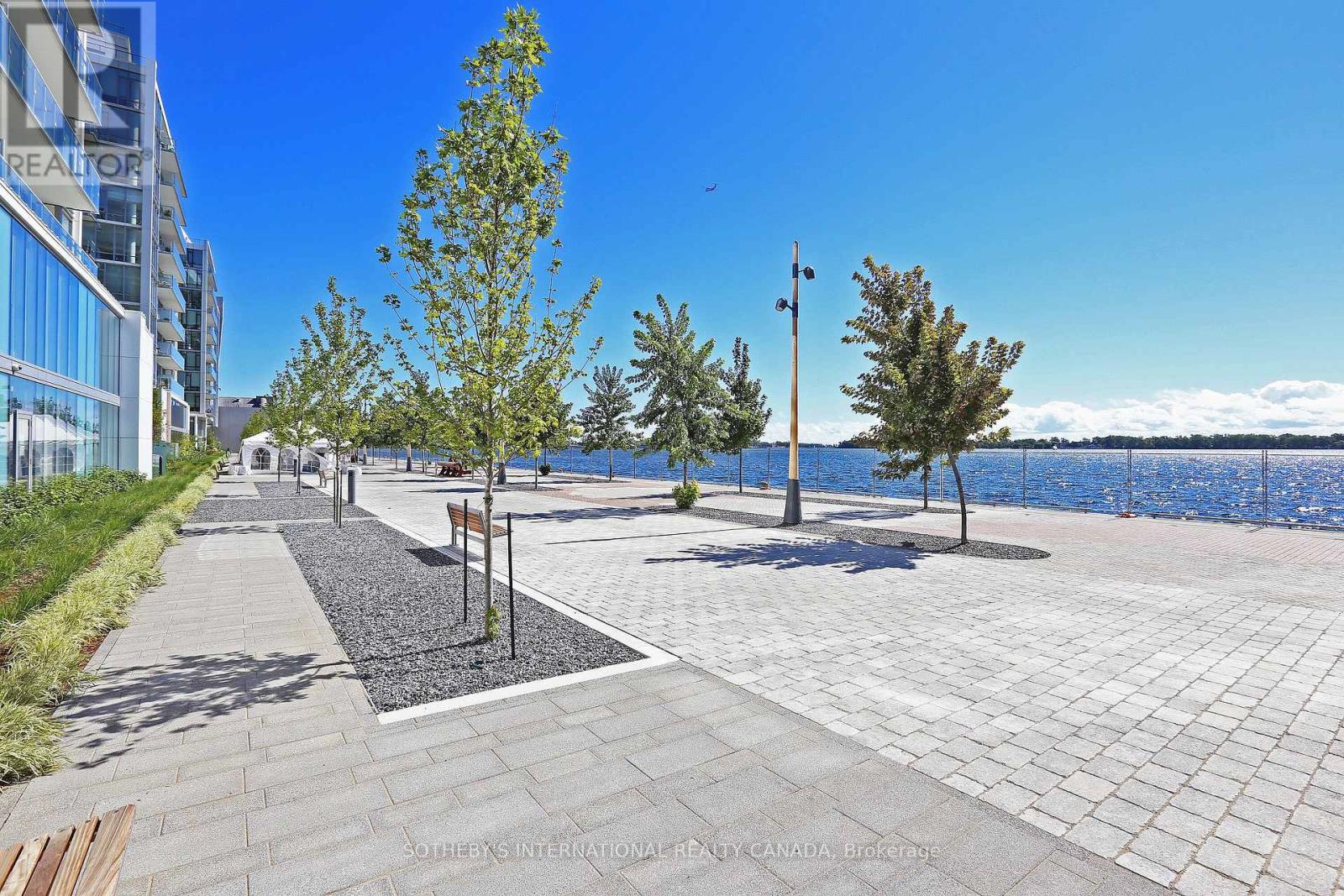 811 - 29 Queens Quay E, Toronto, Ontario  M5E 0A4 - Photo 32 - C13463532