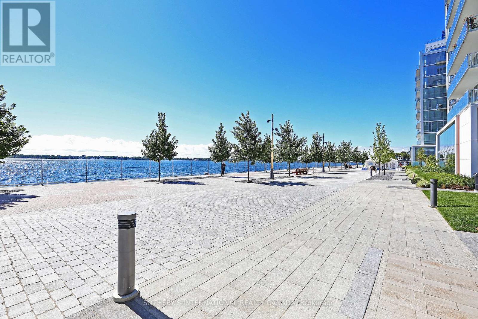 811 - 29 Queens Quay E, Toronto, Ontario  M5E 0A4 - Photo 34 - C13463532