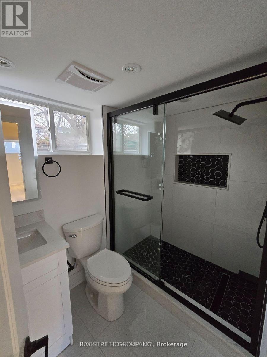 83 FLORENCE AVENUE, Toronto, Ontario