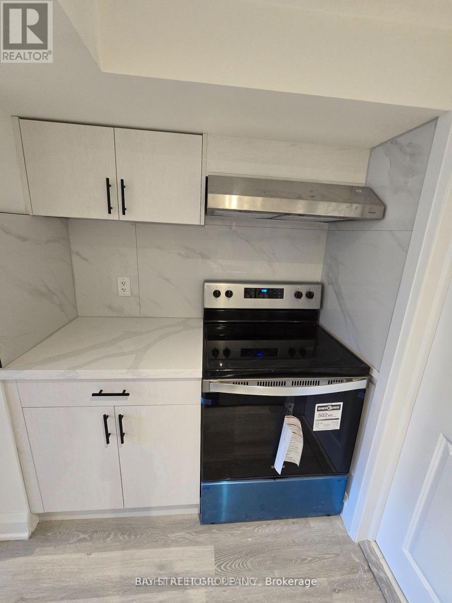 83 Florence Avenue, Toronto, Ontario  M2N 1G2 - Photo 5 - C13463618