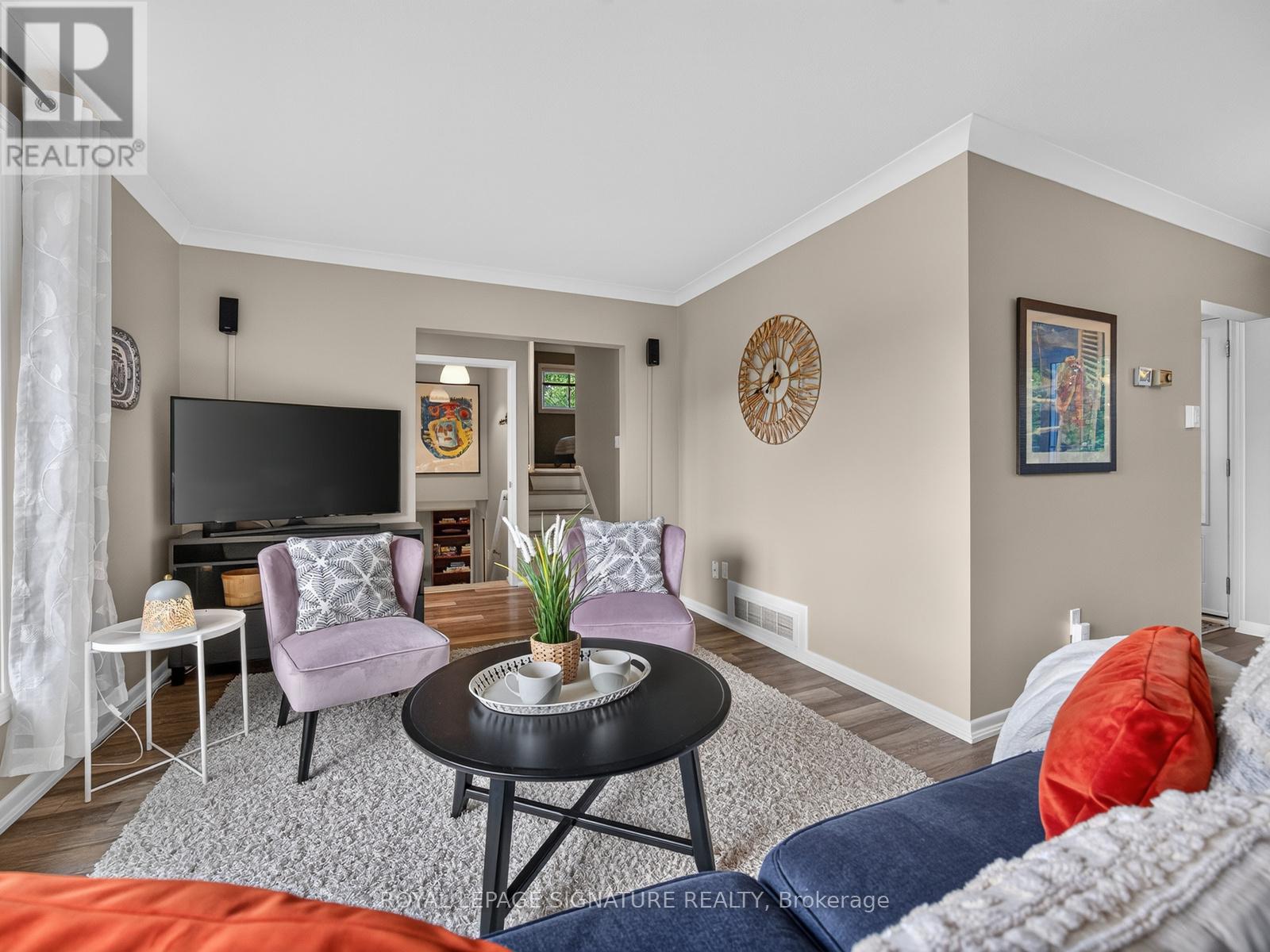18 Willowood Court, Toronto, Ontario M2J 2M3 - Photo 3 - C13463648