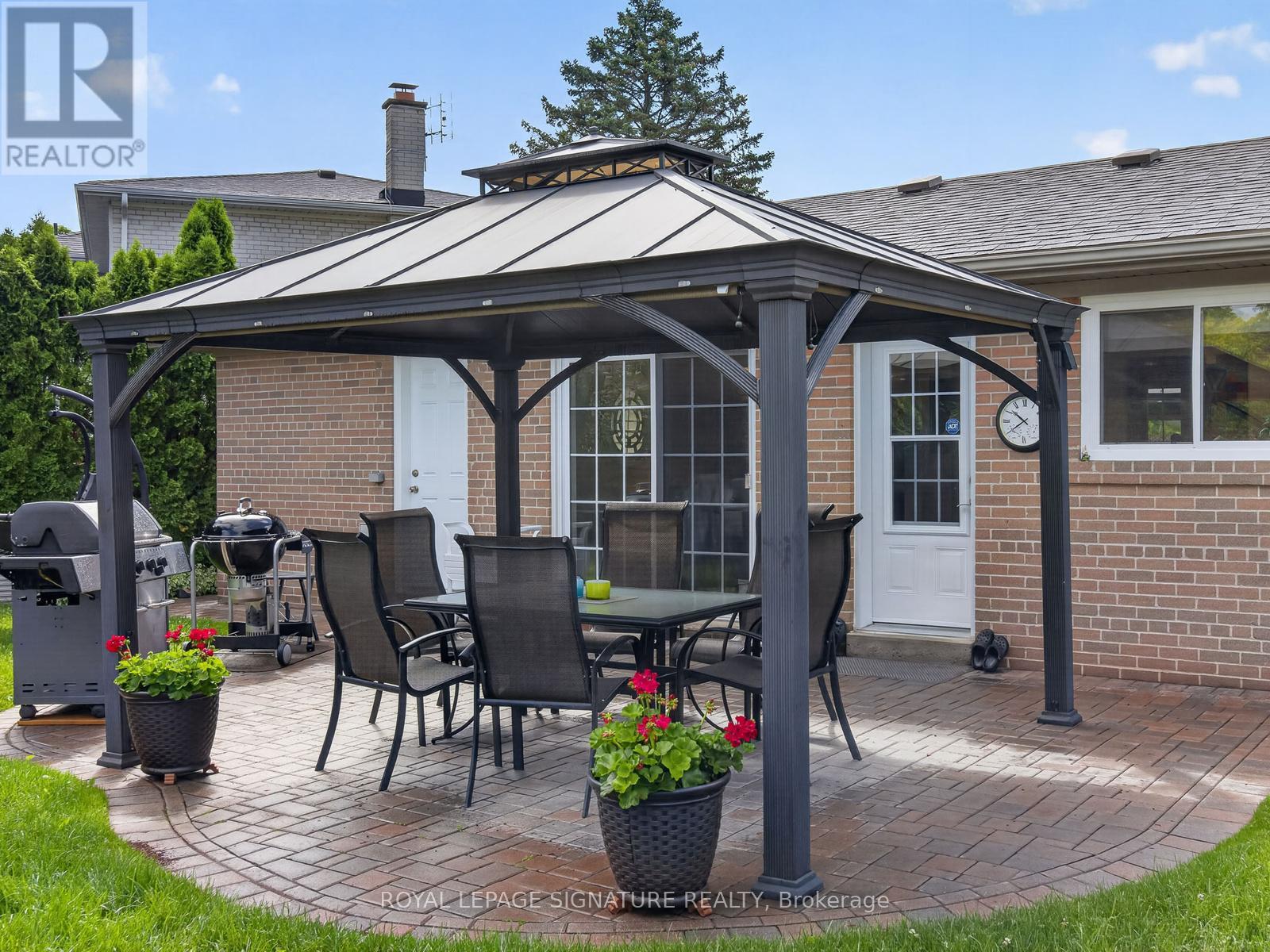18 Willowood Court, Toronto, Ontario M2J 2M3 - Photo 30 - C13463648