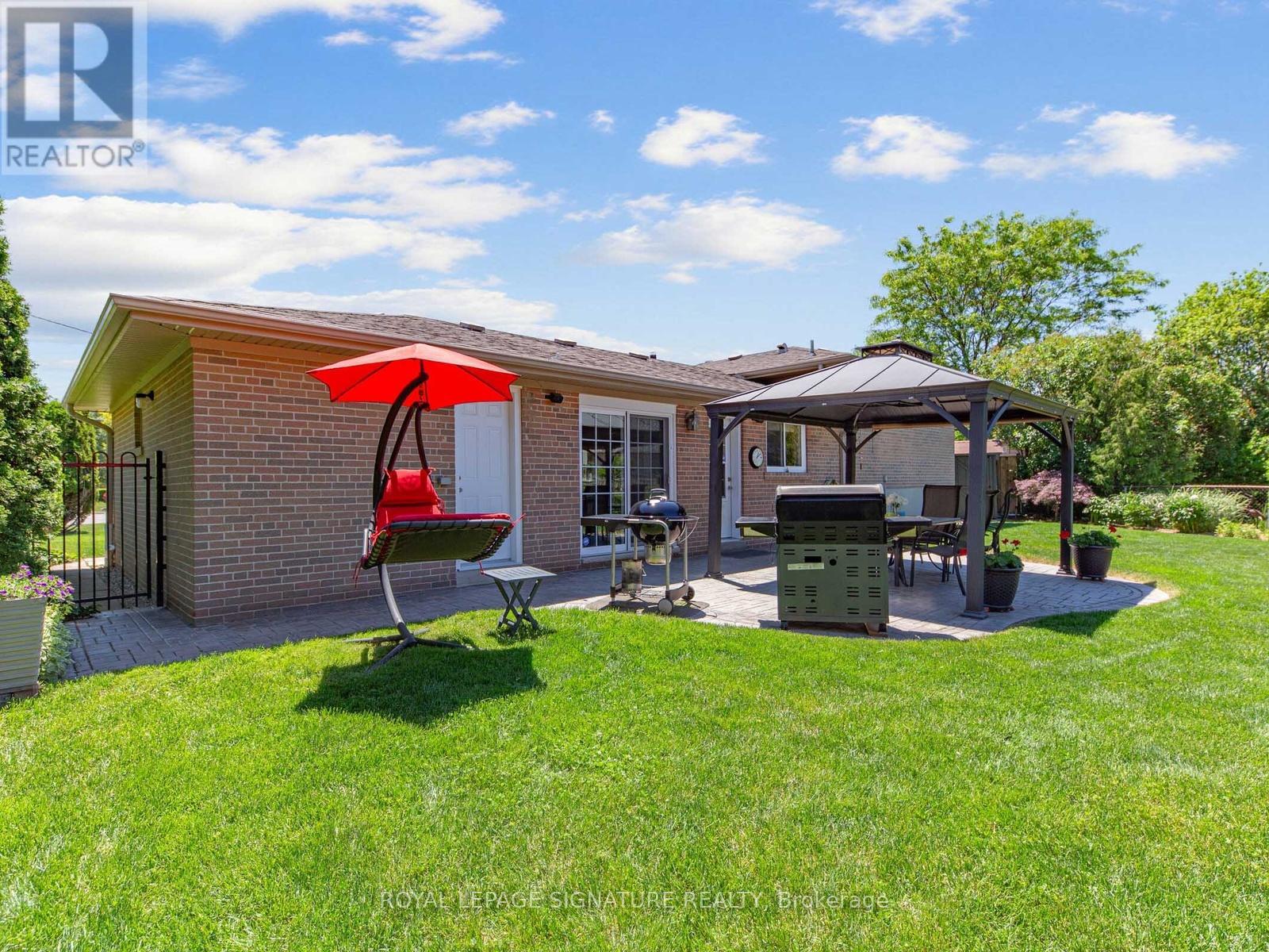 18 Willowood Court, Toronto, Ontario M2J 2M3 - Photo 34 - C13463648
