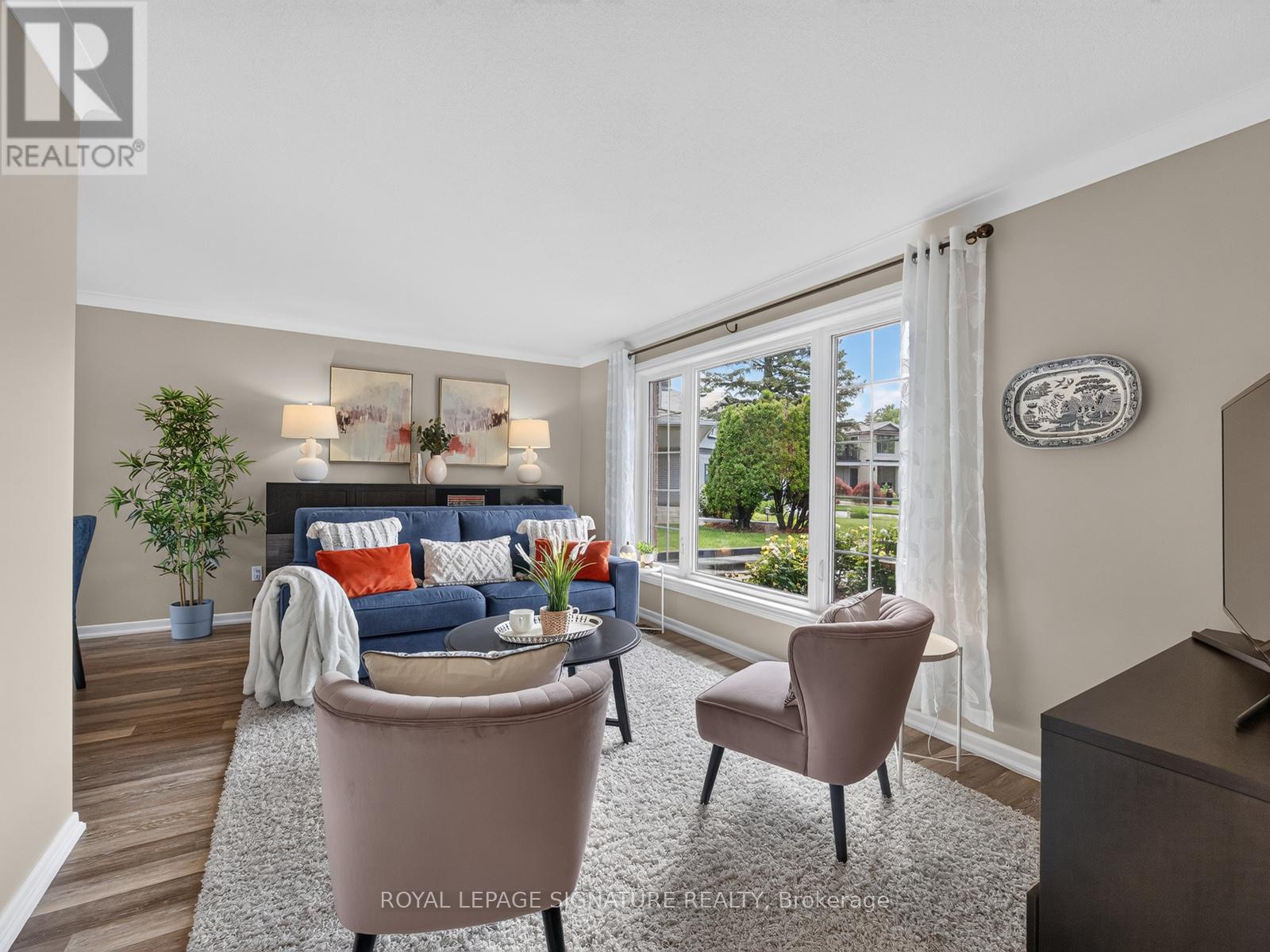 18 Willowood Court, Toronto, Ontario M2J 2M3 - Photo 8 - C13463648