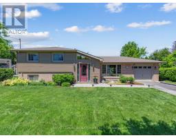 18 WILLOWOOD COURT, Toronto, Ontario