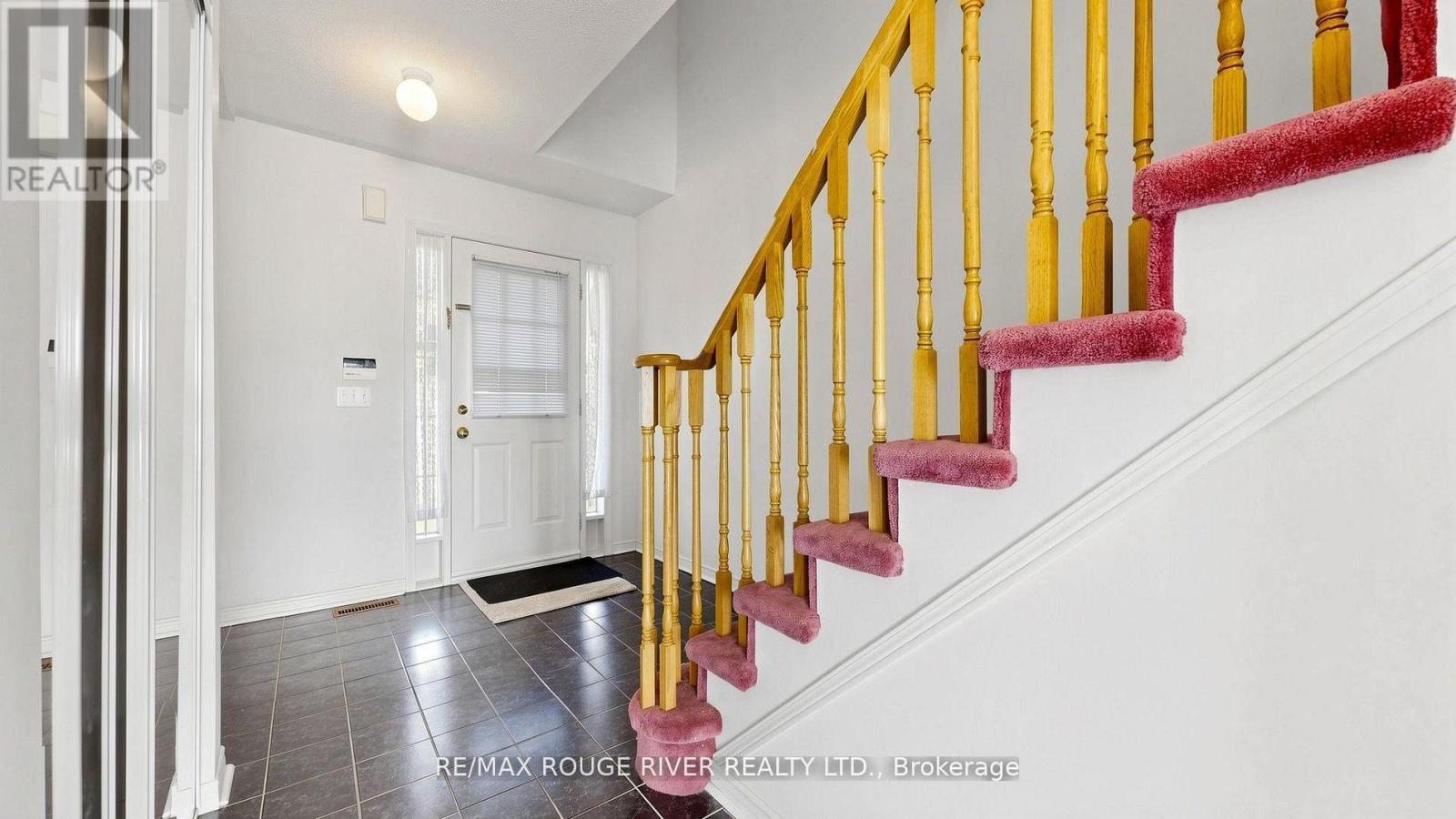 4 Trowell Lane, Ajax, Ontario  L1Z 1K4 - Photo 3 - E13463662