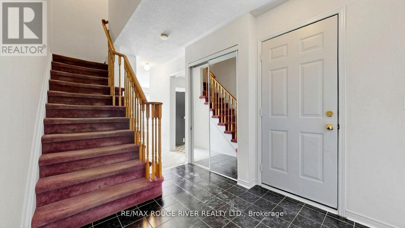 4 Trowell Lane, Ajax, Ontario  L1Z 1K4 - Photo 5 - E13463662