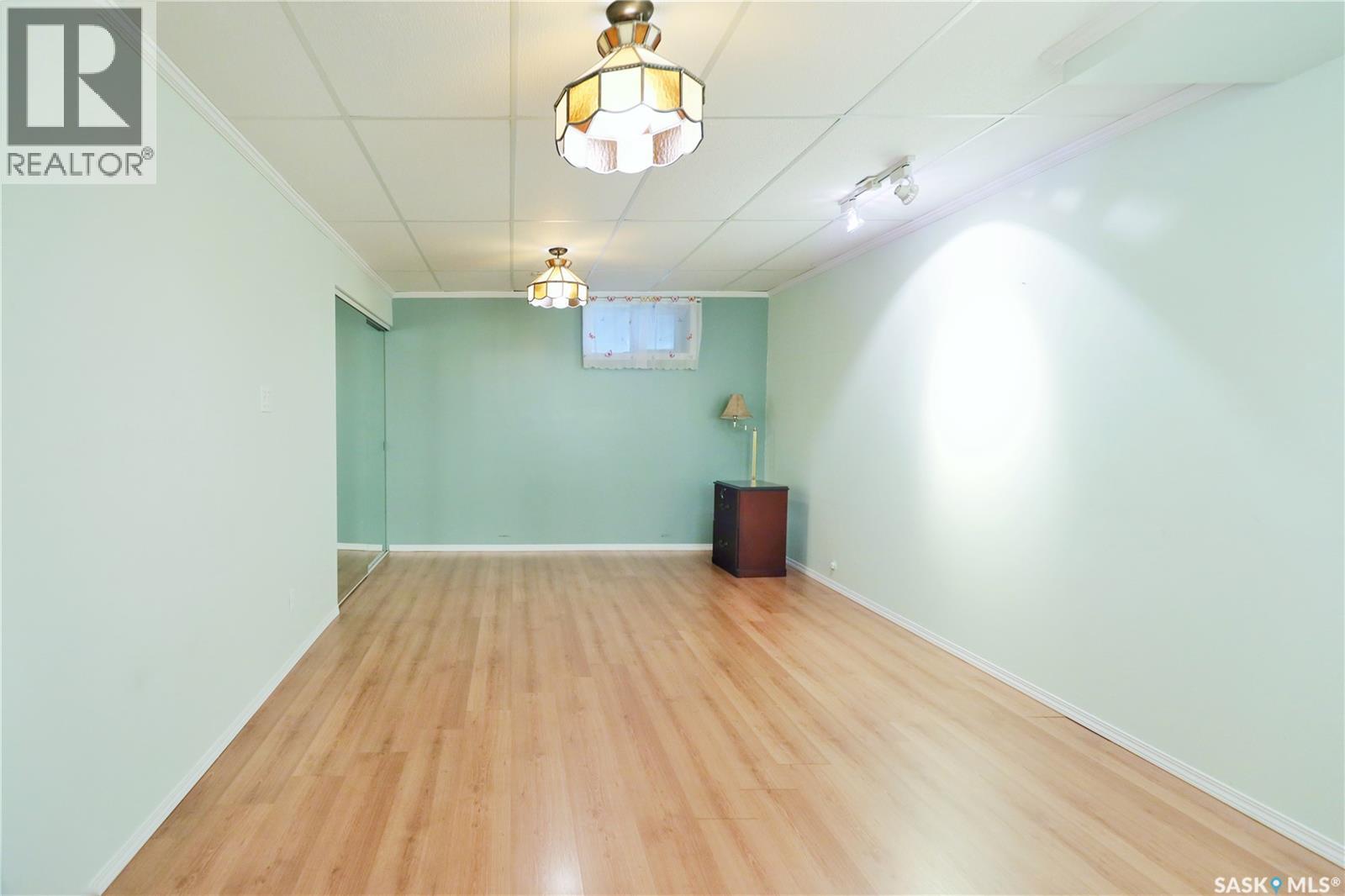 1037 Oxford Street E, Moose Jaw, Saskatchewan  S6H 7L4 - Photo 23 - SK039727