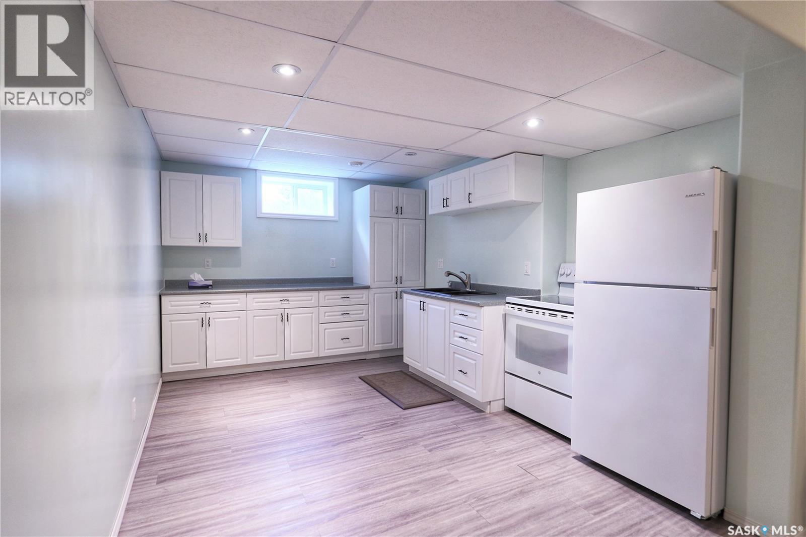 1037 Oxford Street E, Moose Jaw, Saskatchewan  S6H 7L4 - Photo 26 - SK039727
