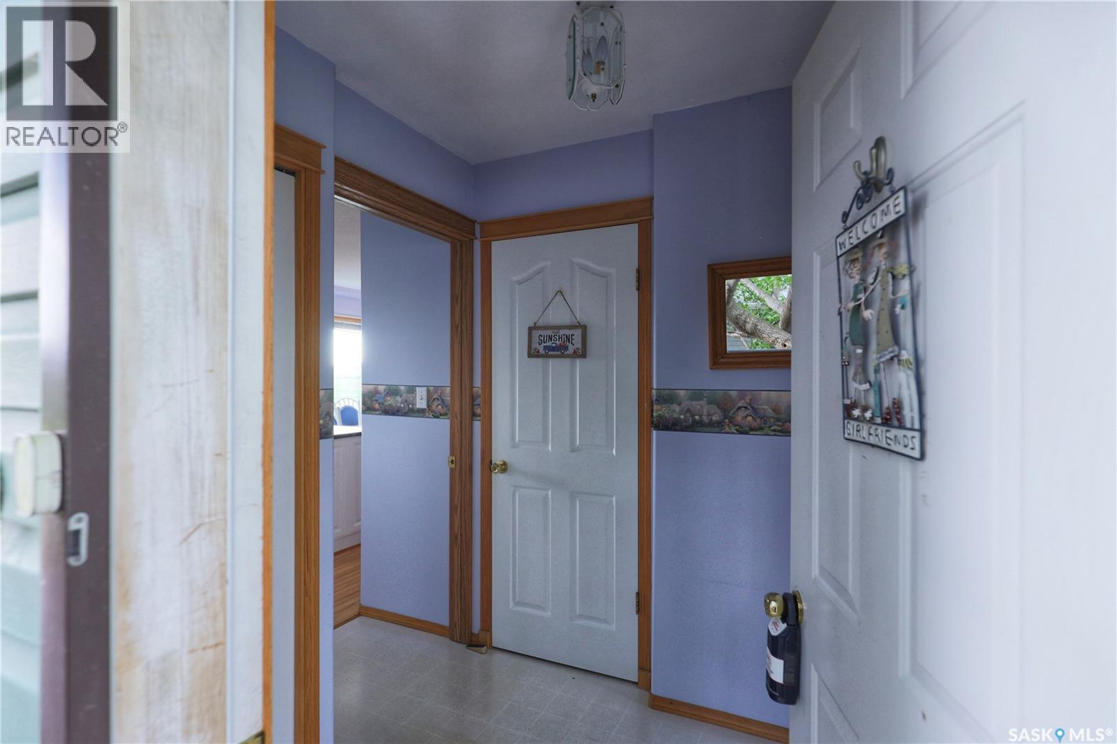 1037 Oxford Street E, Moose Jaw, Saskatchewan  S6H 7L4 - Photo 7 - SK039727