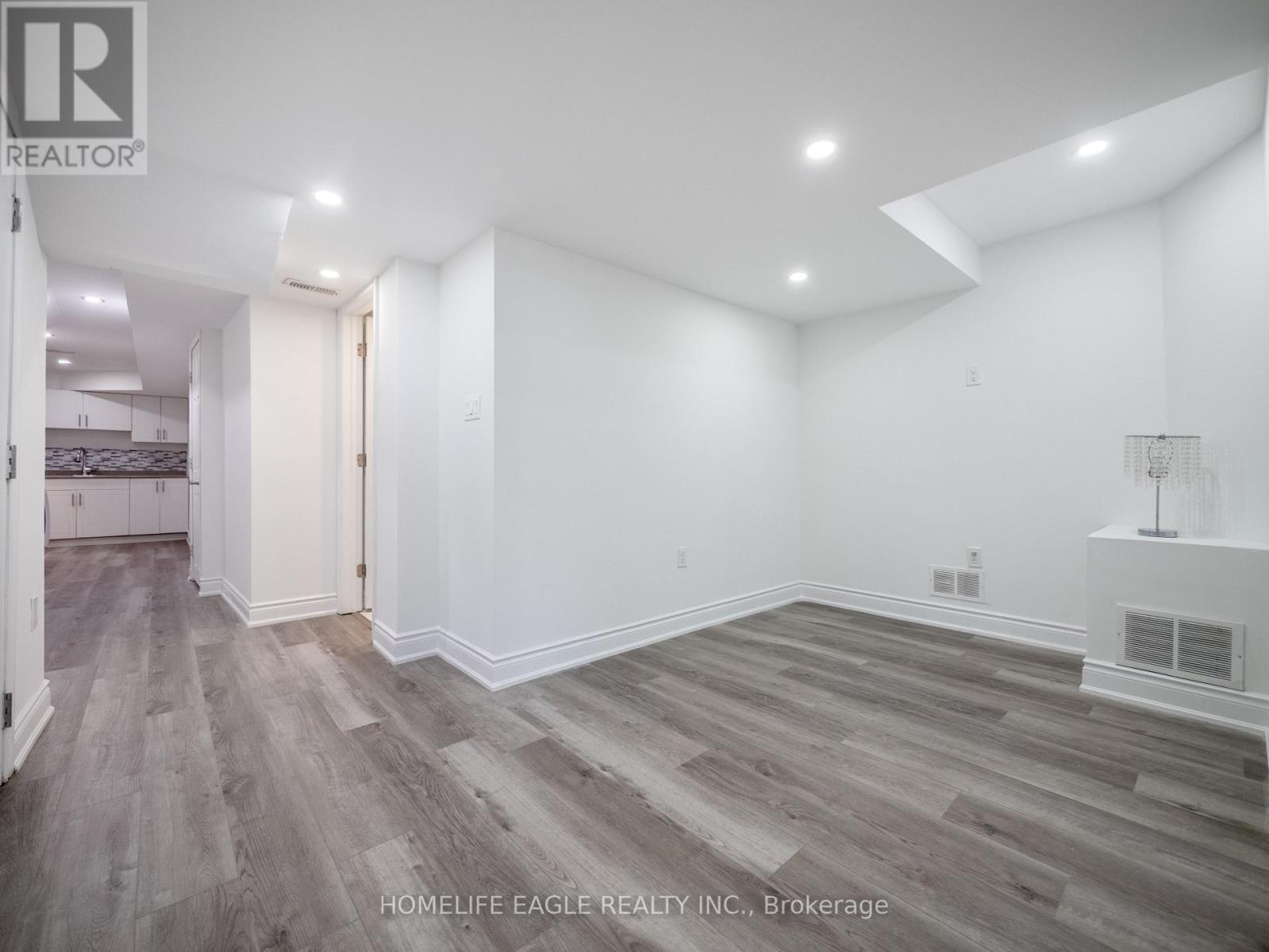 228 Bennett Street, Newmarket, Ontario  L3X 1B8 - Photo 18 - N13463446