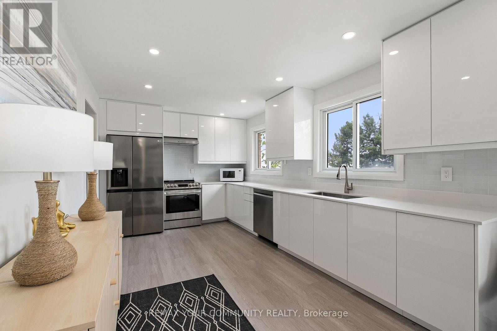 3211 Eighth Line, Bradford West Gwillimbury, Ontario  L3Z 3R6 - Photo 10 - N13463552