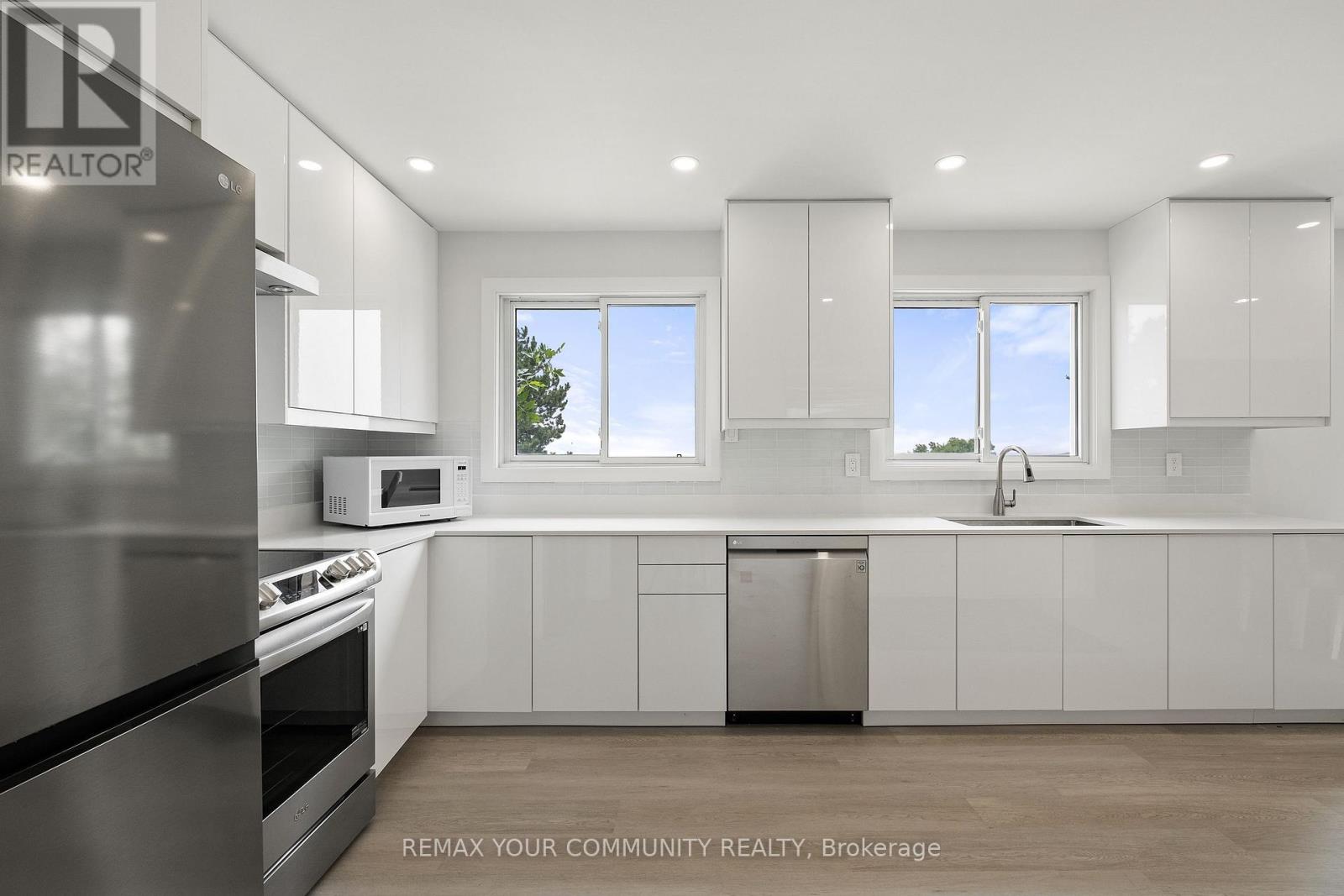 3211 Eighth Line, Bradford West Gwillimbury, Ontario  L3Z 3R6 - Photo 13 - N13463552